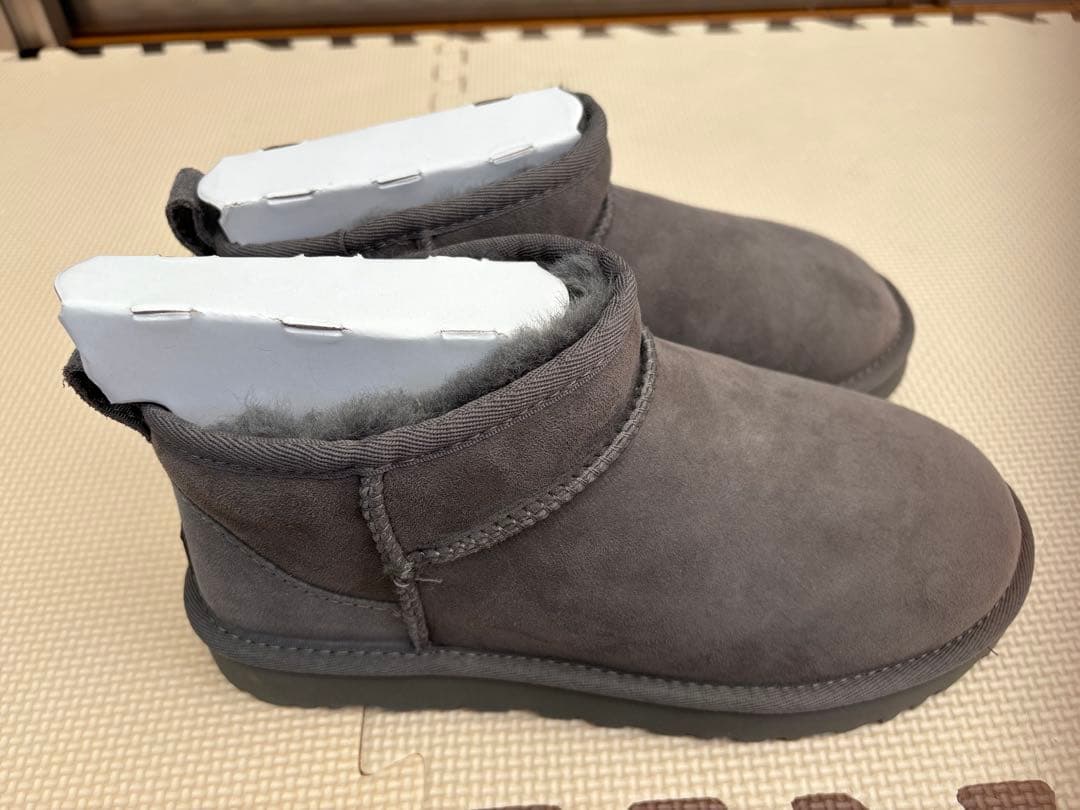UGG ショートブーツ