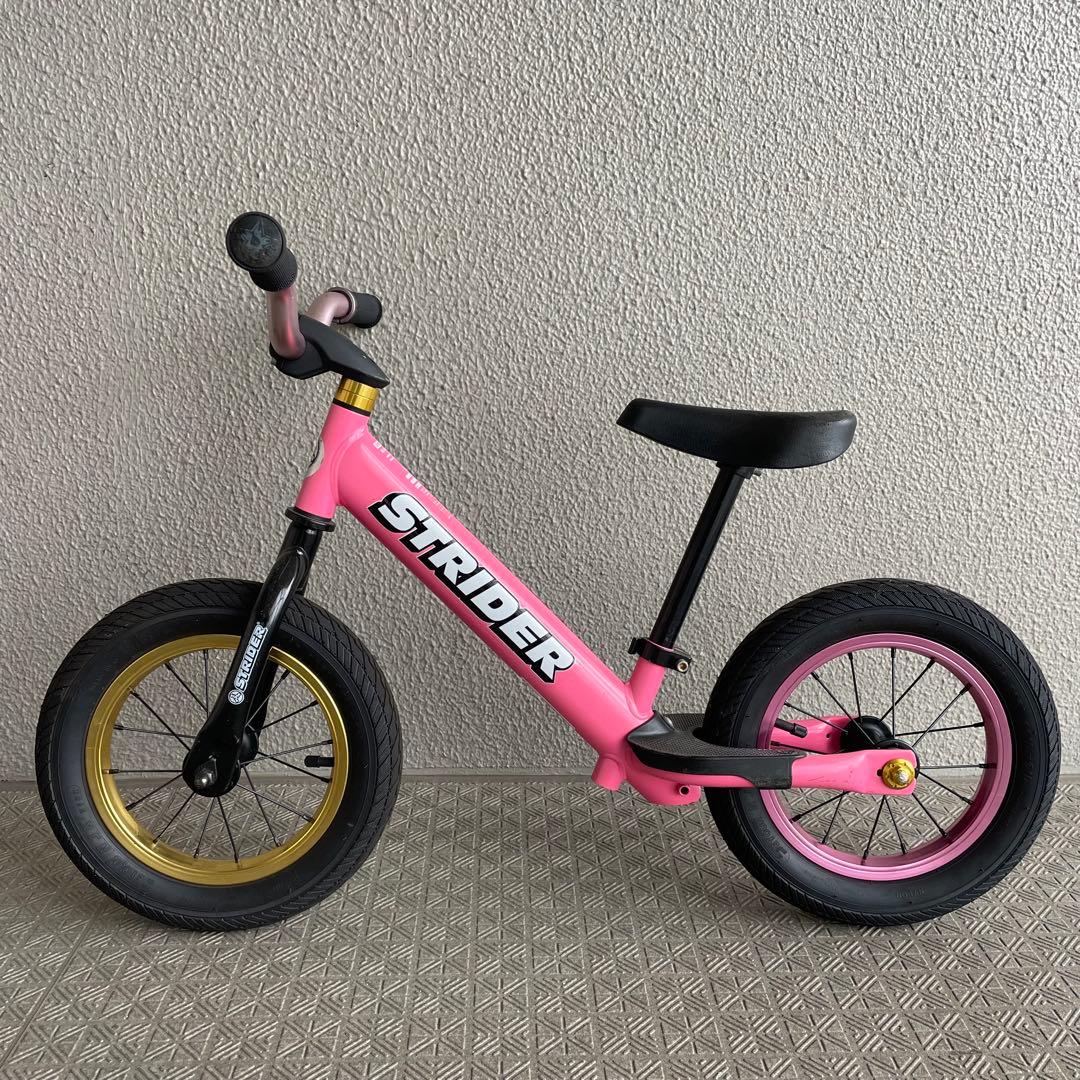 STRIDER SPORT　12インチ　ピンク　バランスバイク　ランバイク