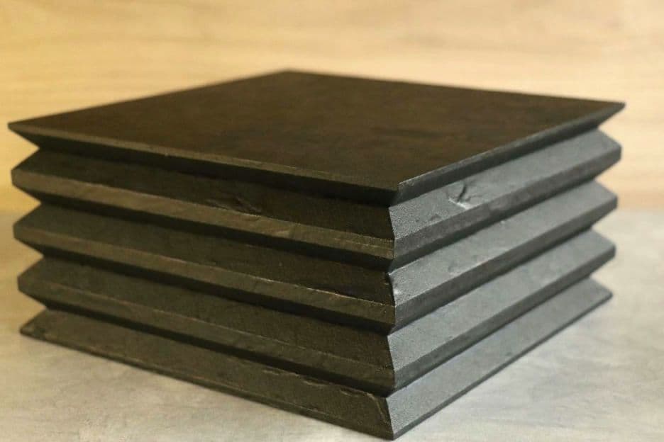 スピーカースタンド一対