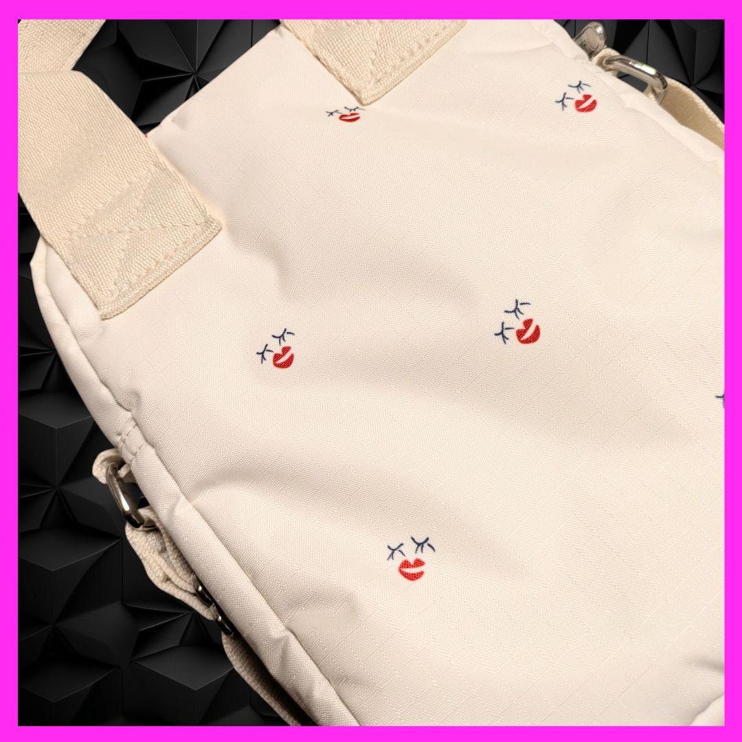 LeSportsac レスポートサック ショルダーバッグ　　ハミングリップス