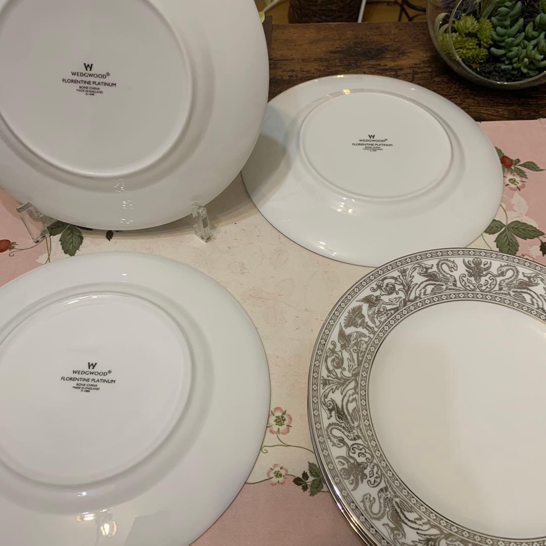 未使用　ウェッジウッド フロレンティーン　プラチナ　20.5cmケーキプレート