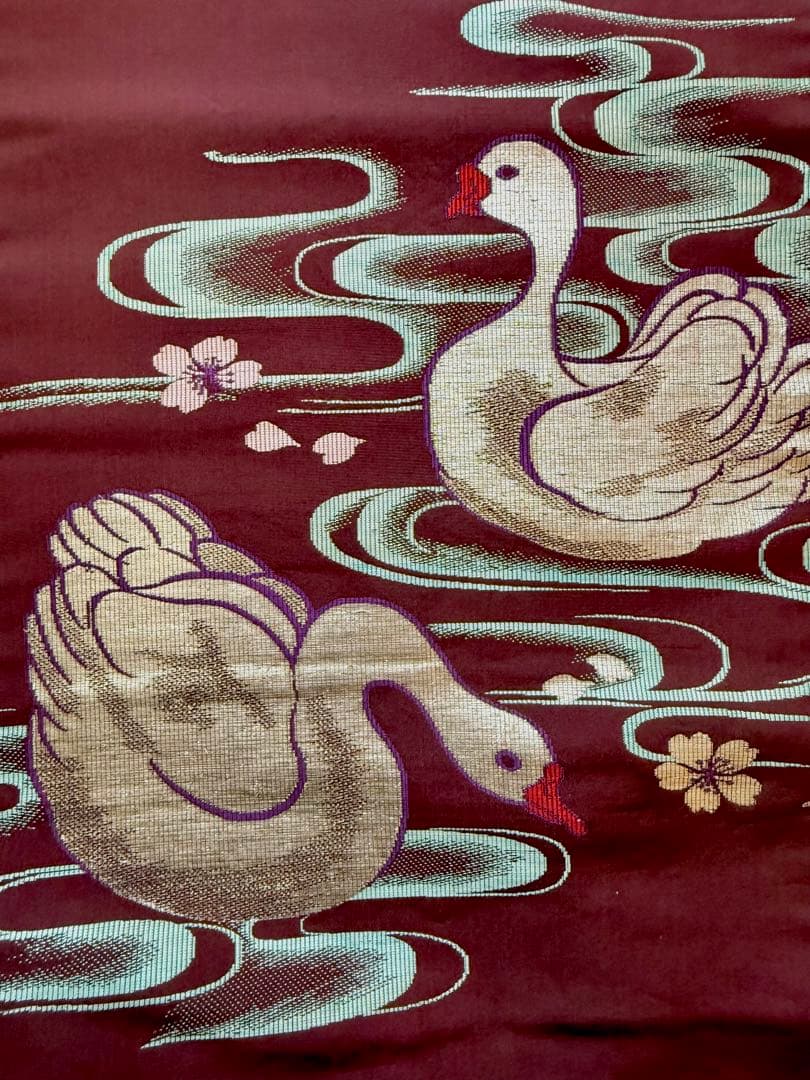 希少 レア 昼夜帯　スワン 白鳥 ? 流水に桜