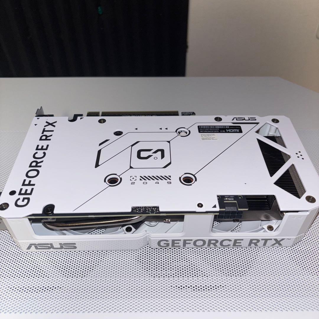 ASUS RTX4060ti (8GB) 中古