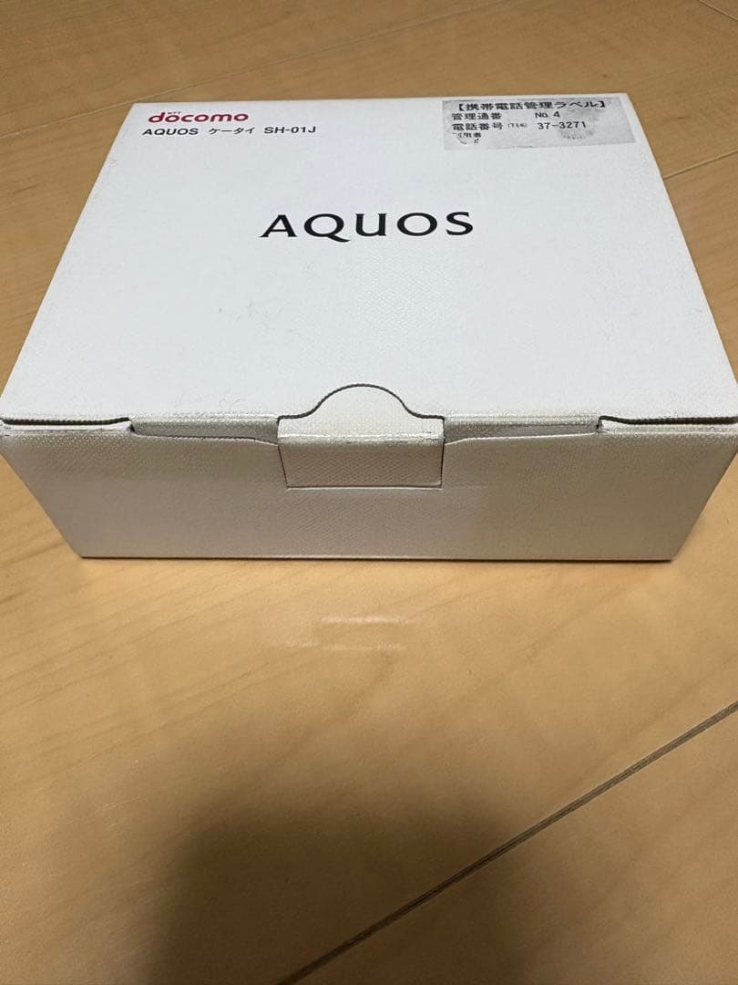 AQUOS SH-01J Blue Black (K) 本体