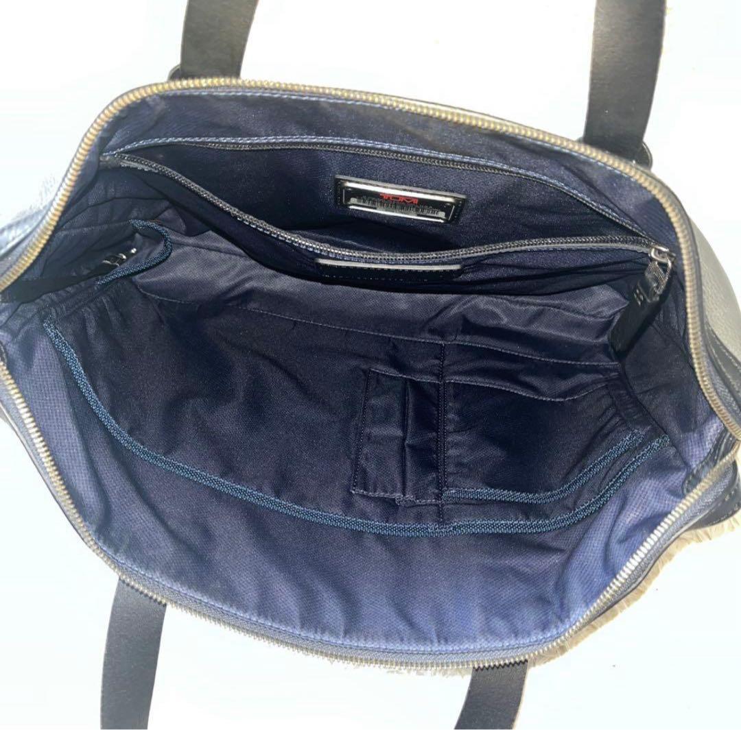 TUMI ビジネスバッグ ブラック レザー