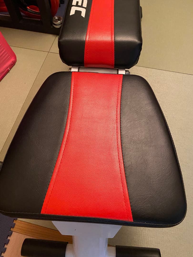 IROTEC トレーニングベンチ 黒/赤