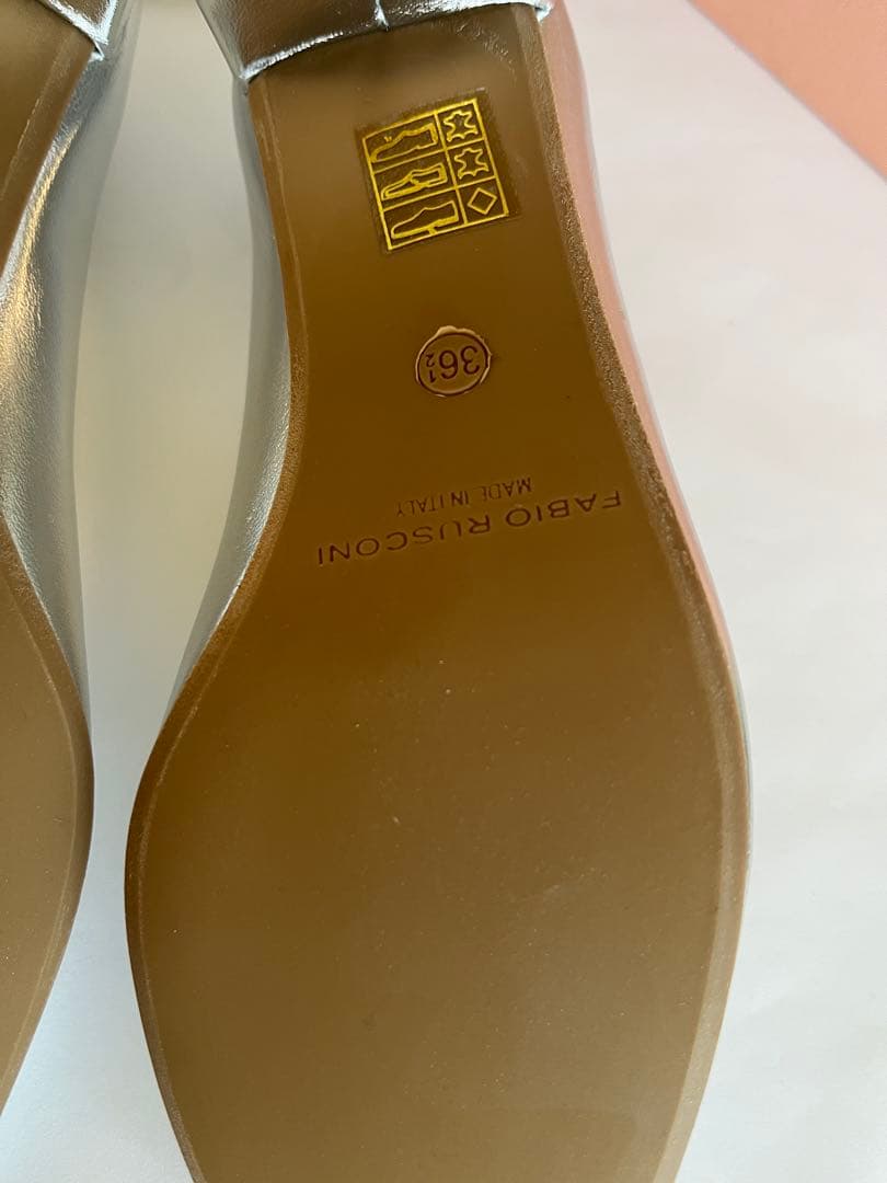 新品未使用　FABIO RUSCONI ファビオルスコーニ　シルバー　36.5