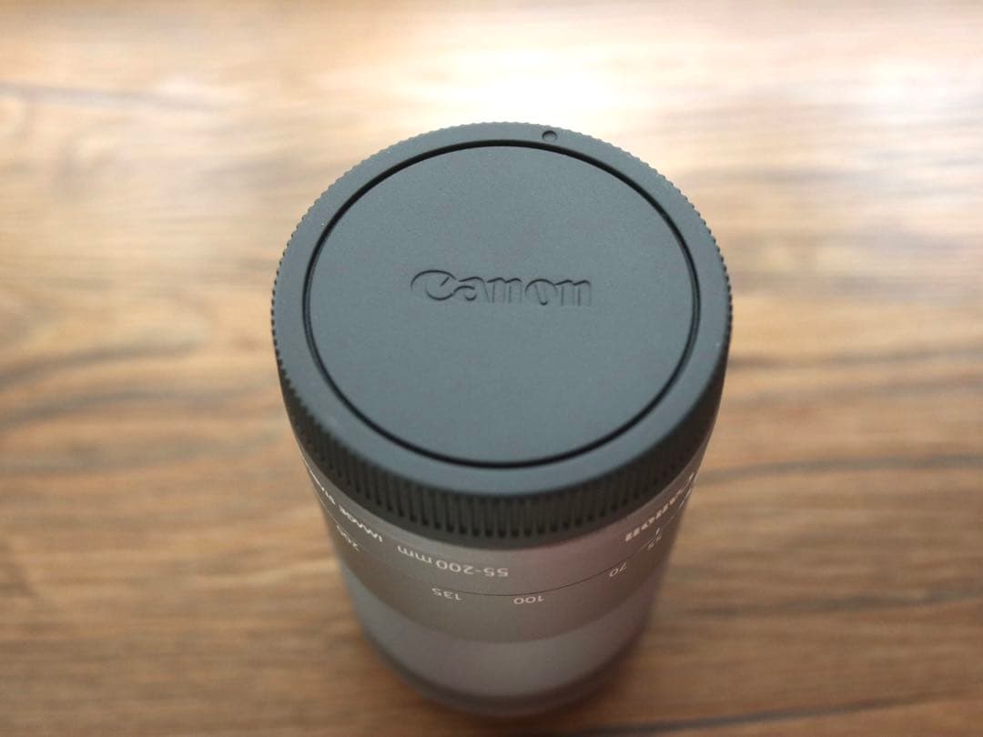 Canon EF-M 55-200mm F4.5-6.3 シルバー 望遠レンズ