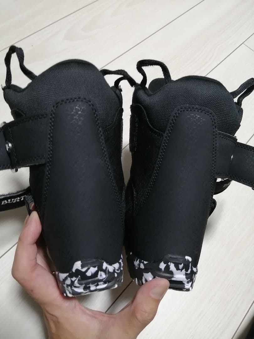 BURTON 子ども用スノーボードブーツ おまけ付き 2足セット