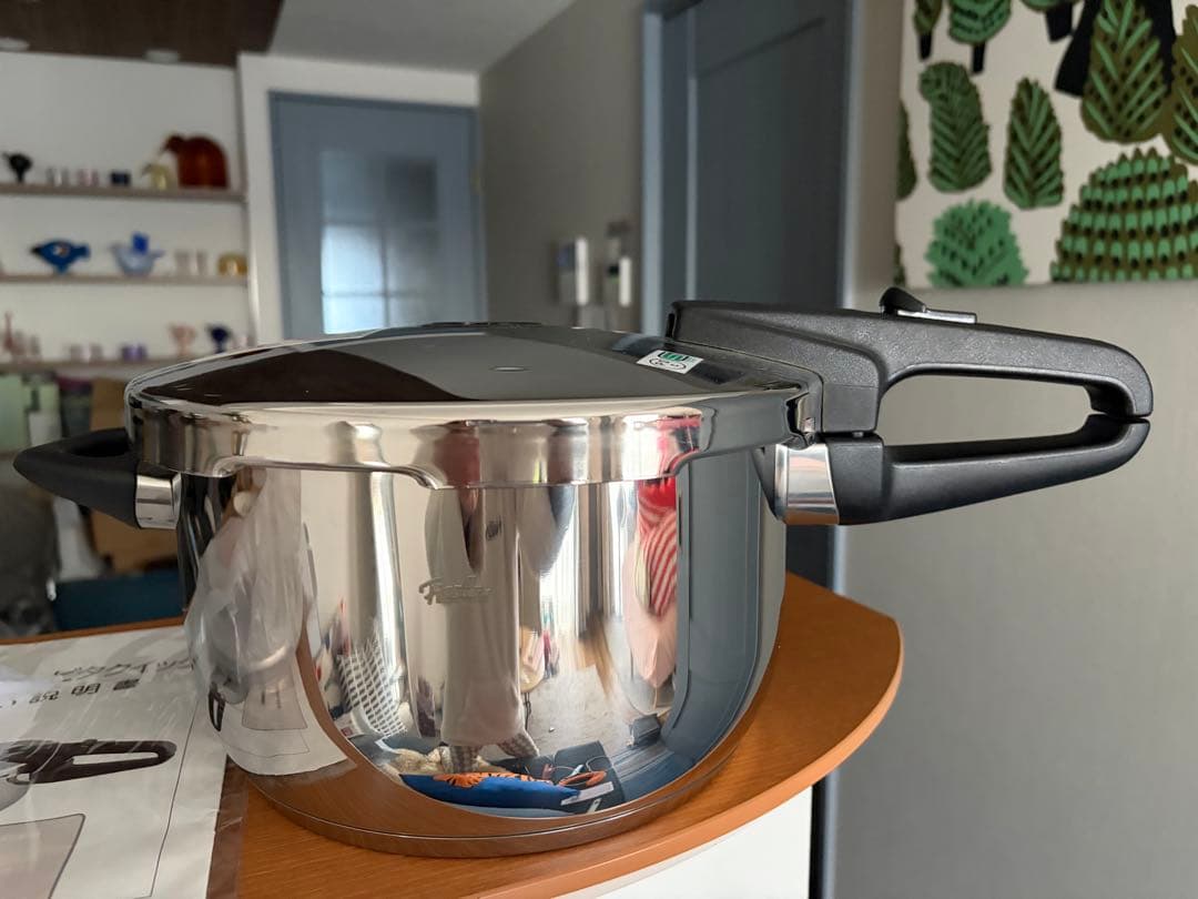 未使用フィスラー圧力鍋4.5ℓニュービタクイック蒸し器ガラス蓋付きfissler