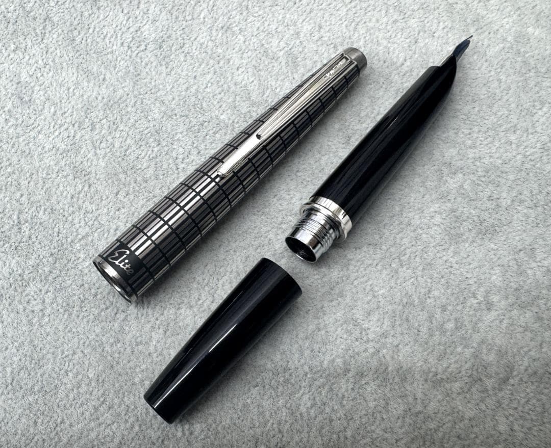 ★未使用品★ PILOT　万年筆　エリート 18K/750　H1175　<F>