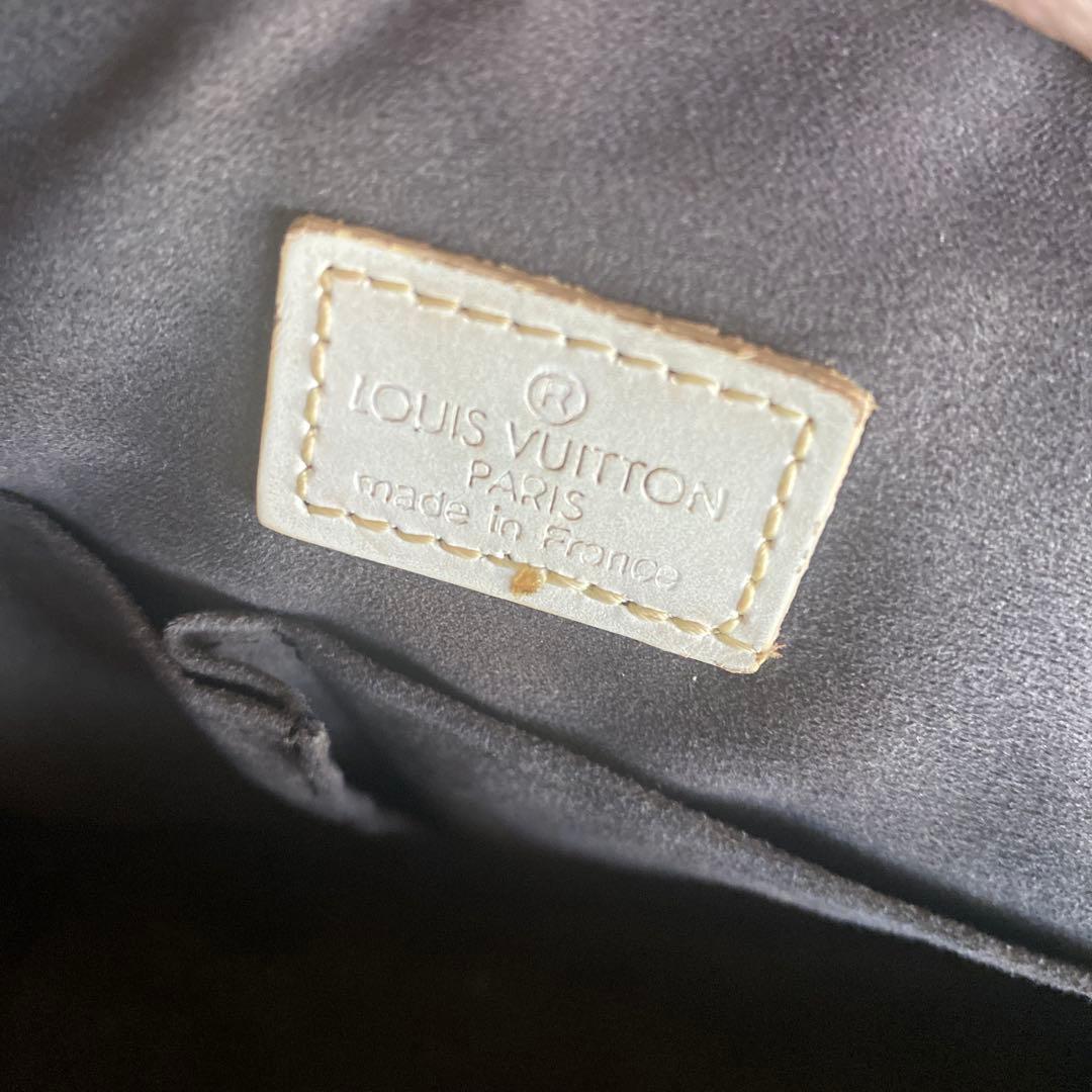 Louis Vuitton グラフィティ ハンドバッグ