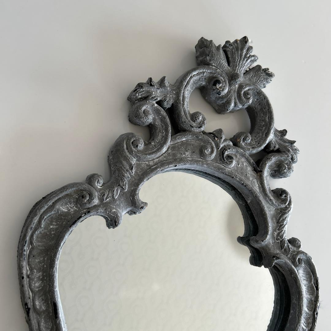 アンティーク調　 グレー 壁掛け鏡