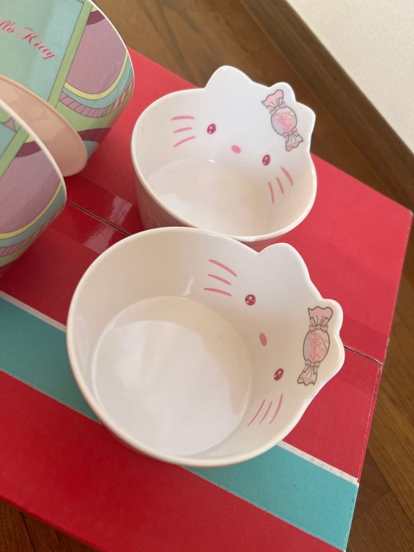 rady キティ　メラミンボウル　遊園地マーブル　2種類　4個纏め売り