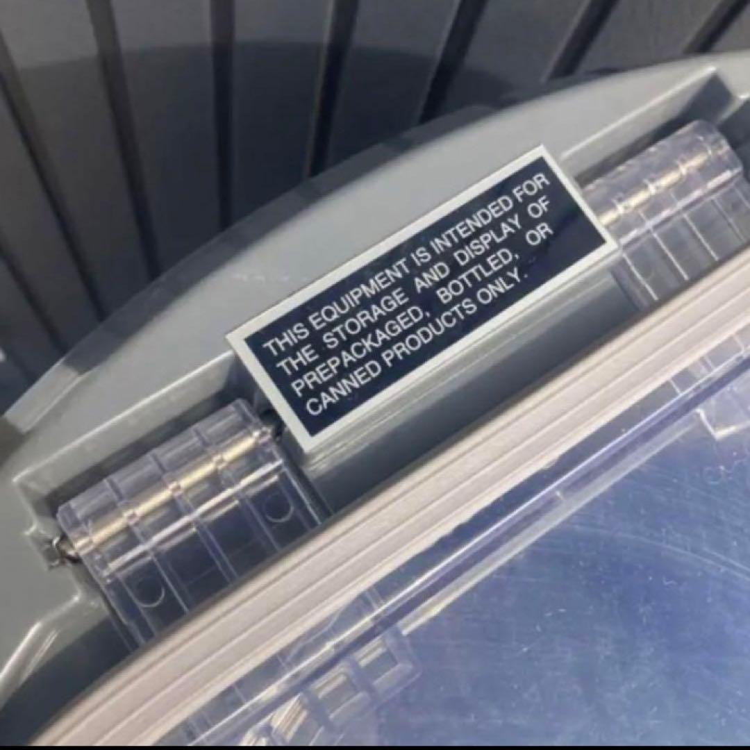 レッドブル RedBull 缶型 大型冷蔵庫 キャスター付き 特大 ディスプレイ