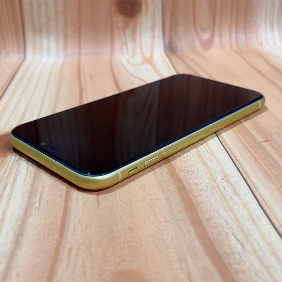 SIMフリー 本体 iPhone 11 64 GB 605 イエロー 電池良好