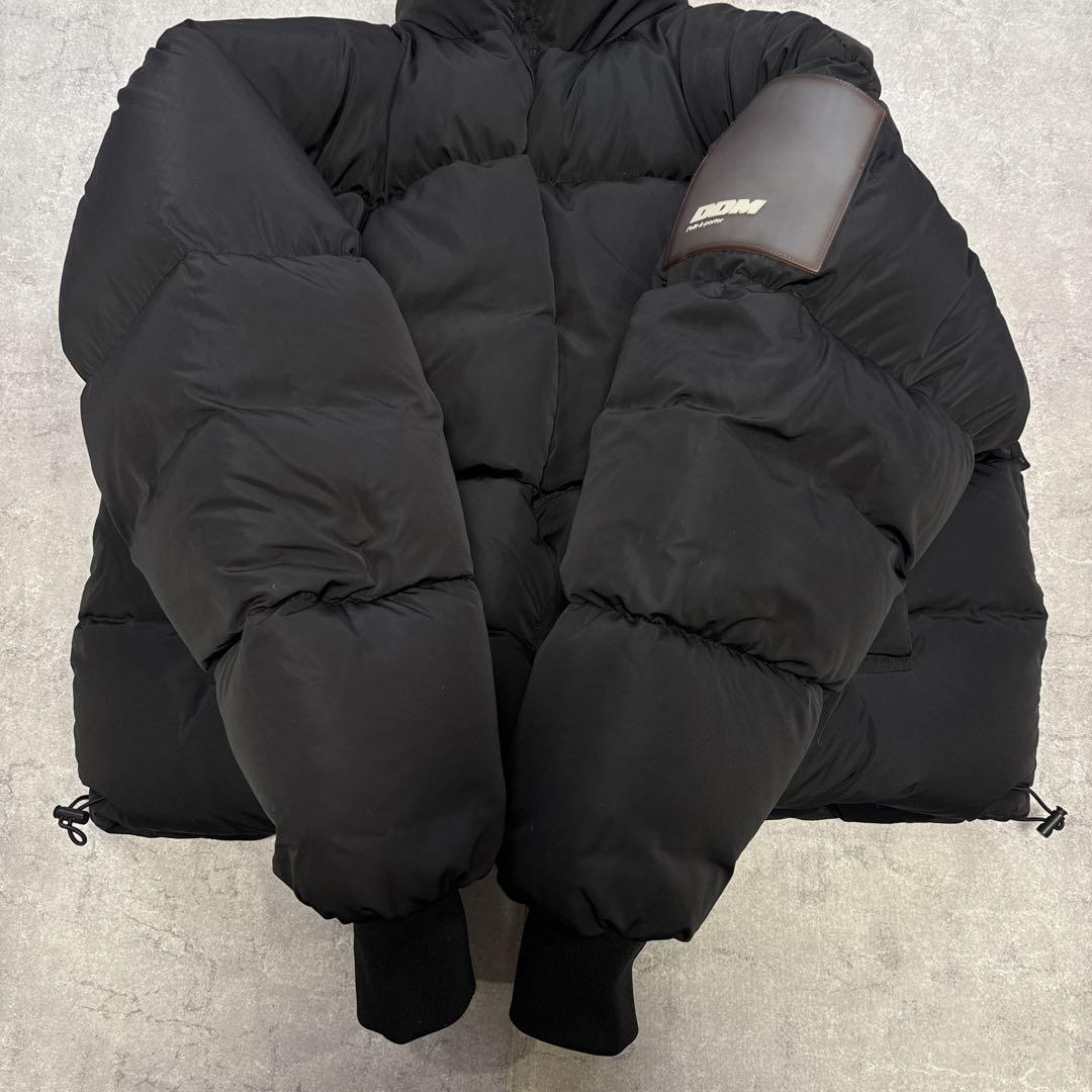 みーこ　ドロールドムッシュ 肉厚 ダウンジャケット 短丈 M 黒 吾亦紅