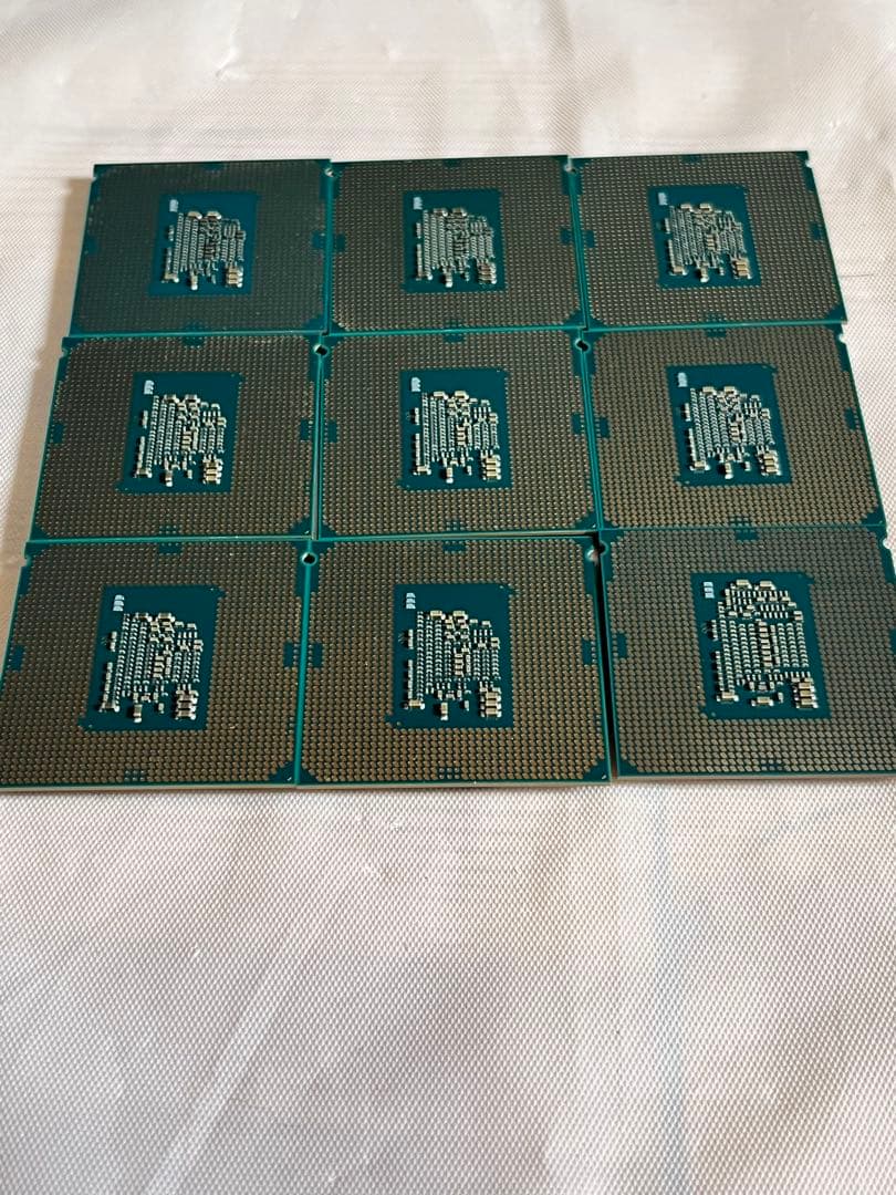 Intel Core i3 6100T×6個　9300×1個