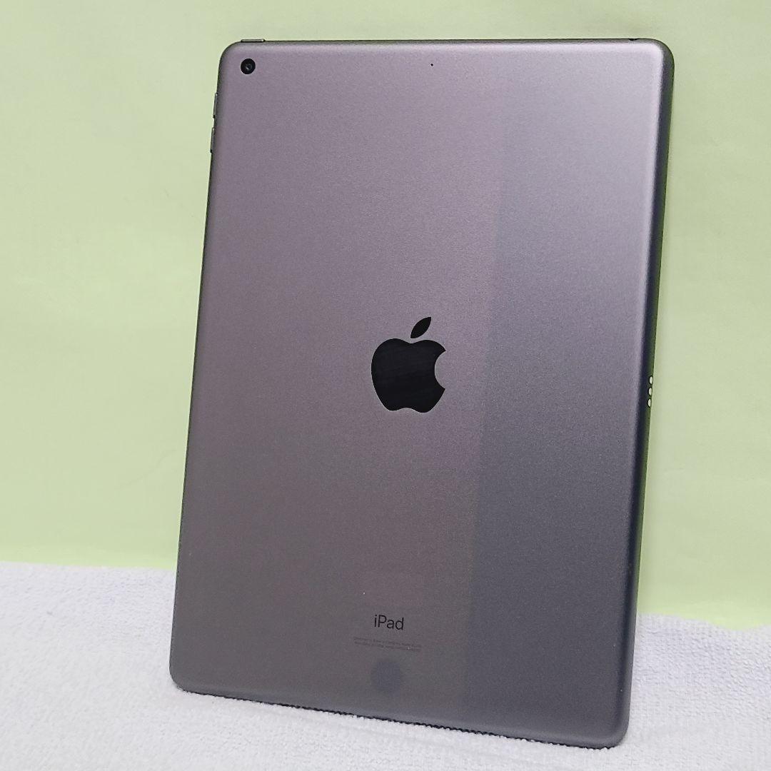 Apple iPad 第8世代 32GB Wi-Fiモデル 10.2インチ ②