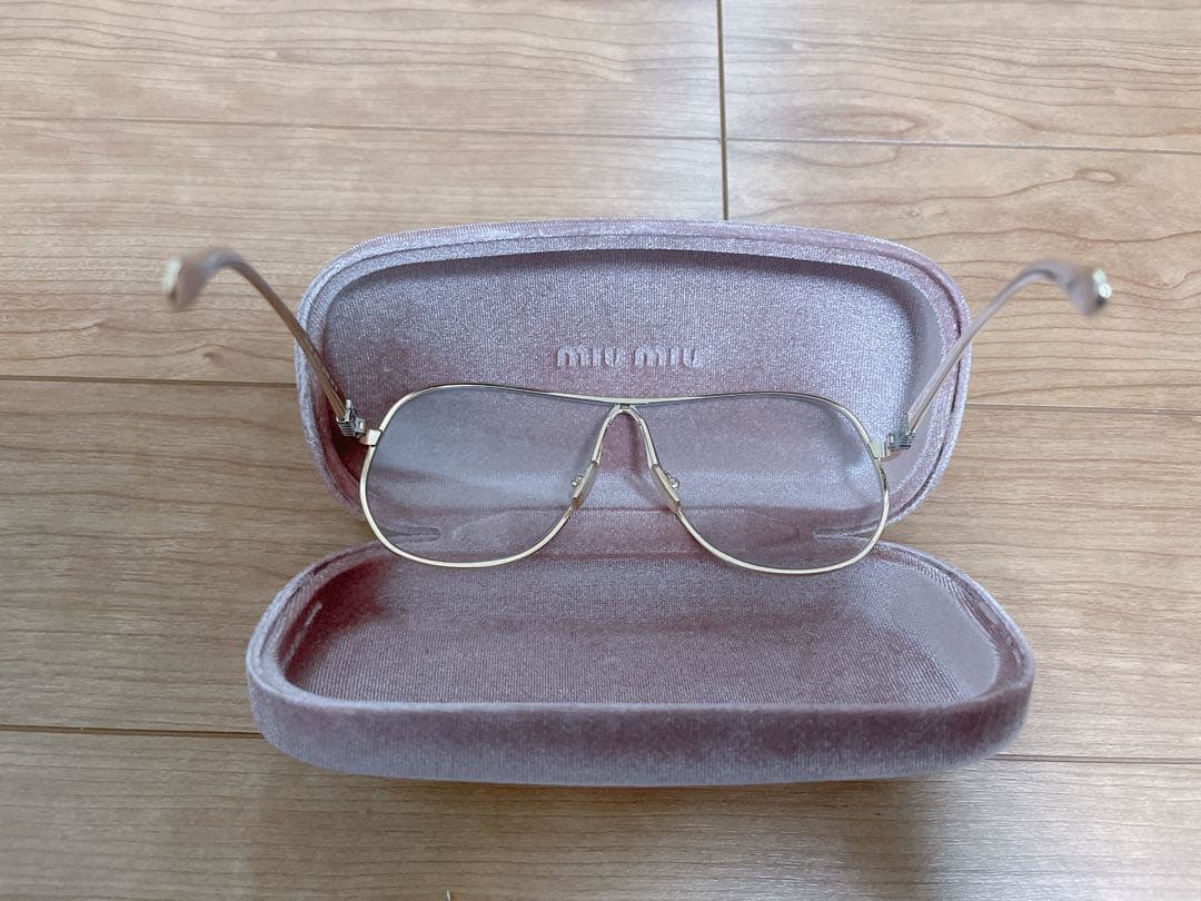 ミュウ オンブレ サングラス　eyewear メガネ　正規品　ミウッチャ プラダ