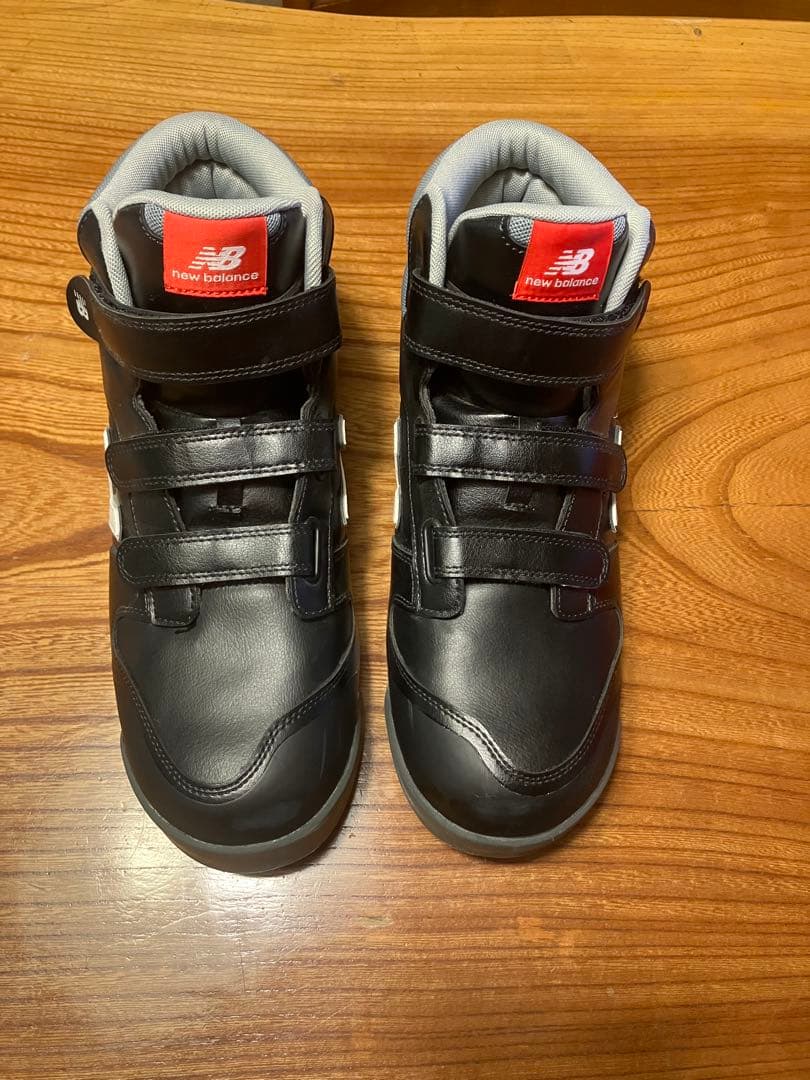 New Balance ハイカット安全靴 ブラック/グレー