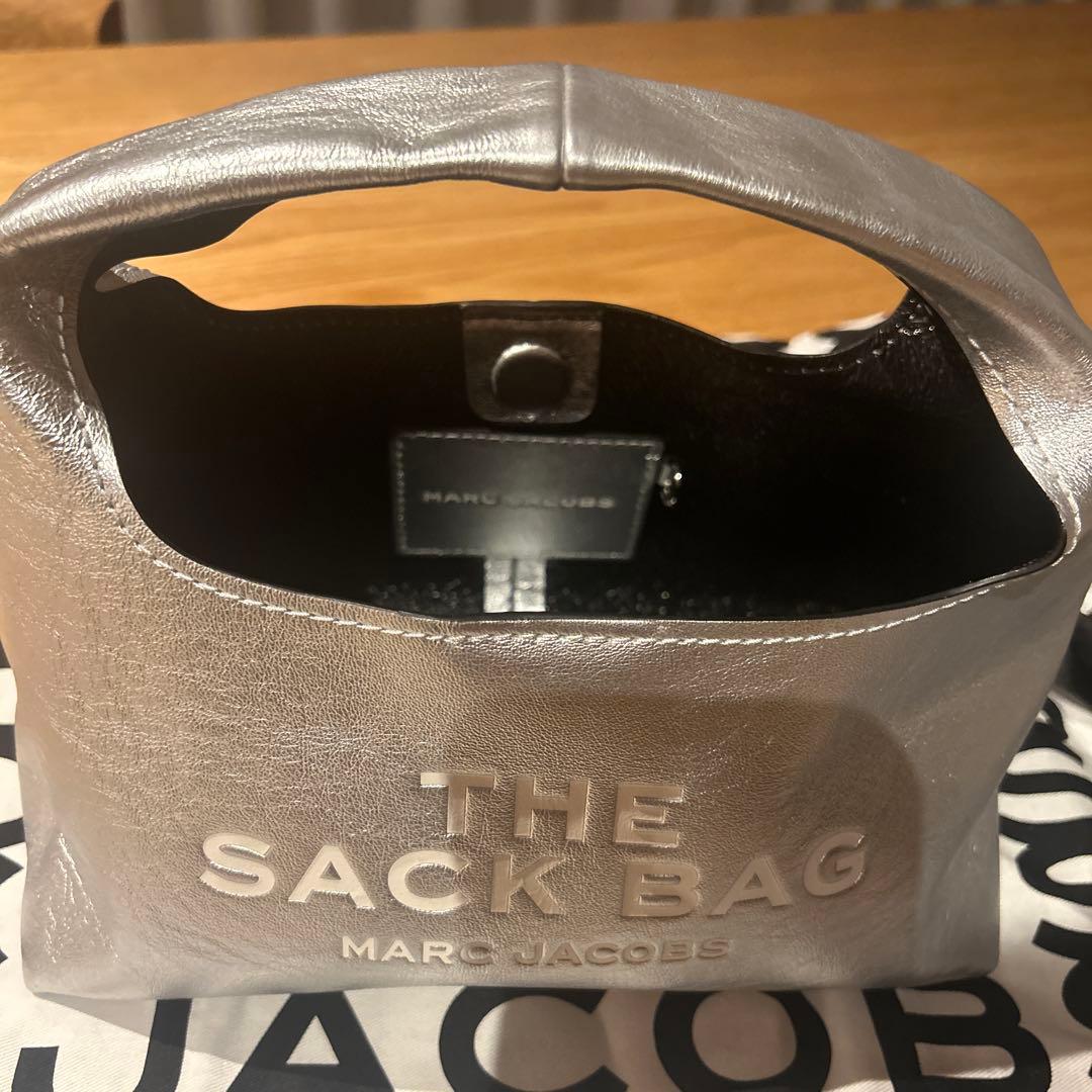 MARC JACOBS THE SACK BAG シルバー　新作　新品