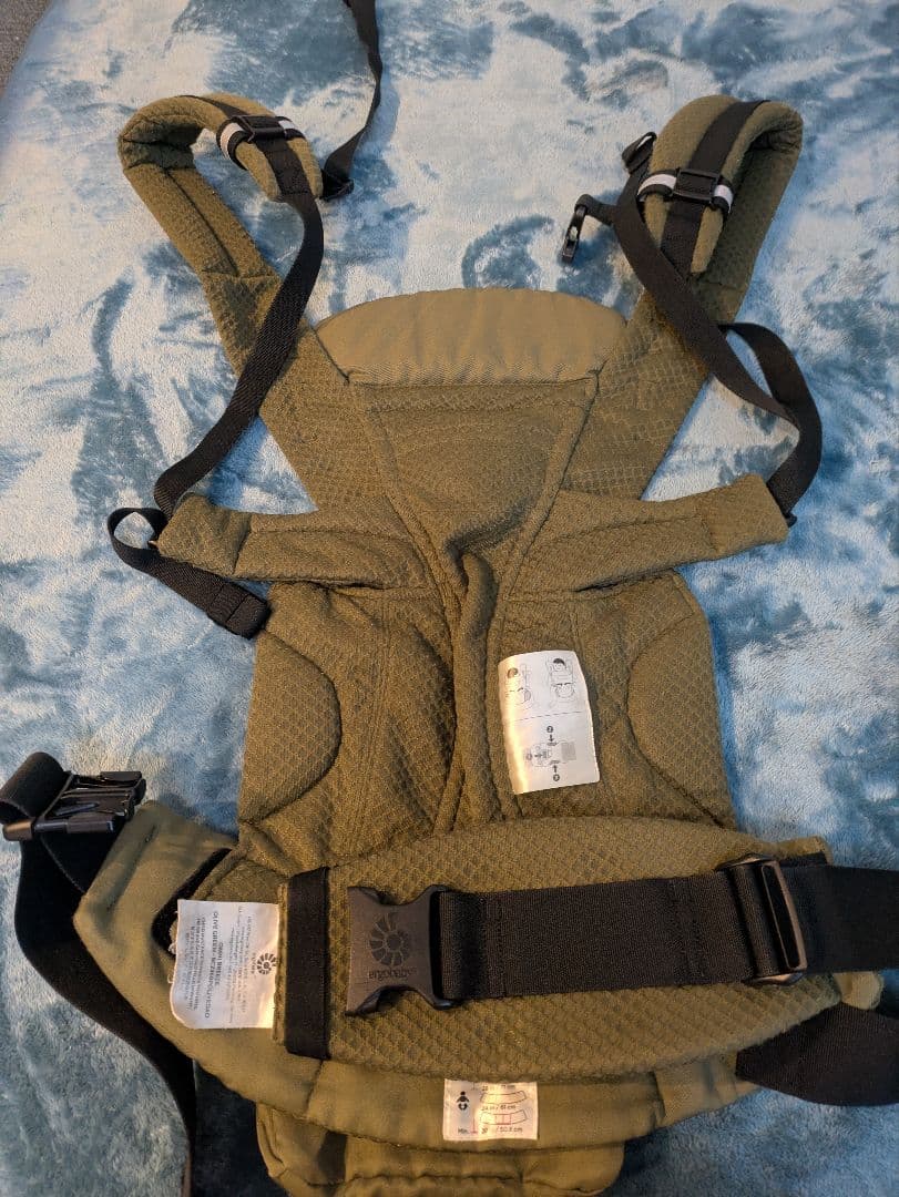 エルゴ オムニブリーズ オリーブグリーン