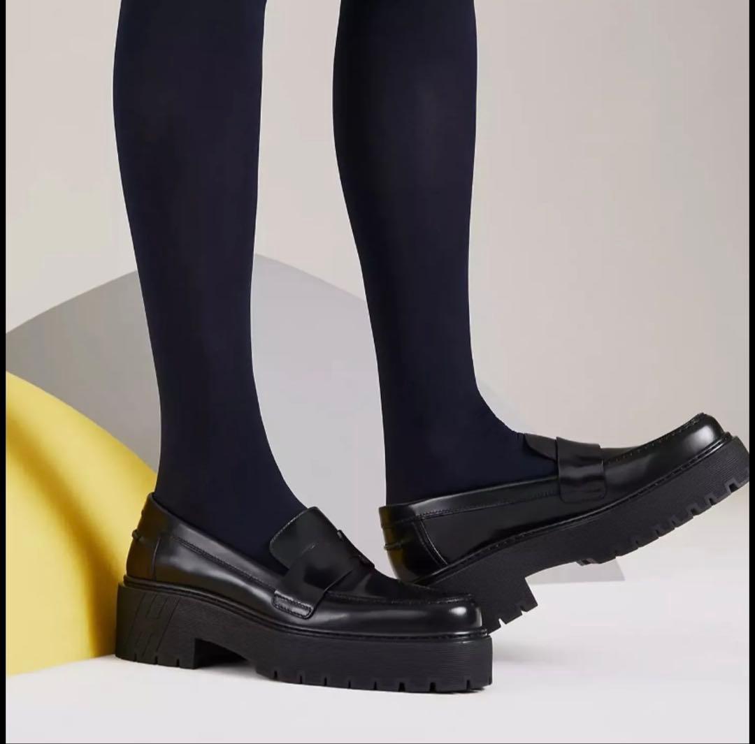 HERMES 厚底ブラックローファー　モカシン　38