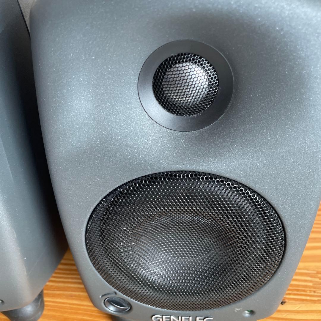 GENELEC 8020b （訳あり　1台に不具合あり）