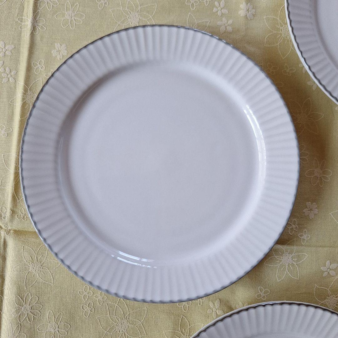 aito製作所　tint　白い食器セット