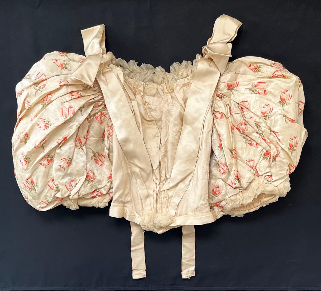 アンティークヴィクトリアン シルクサテンボディスリボンドレスマネキントルソー