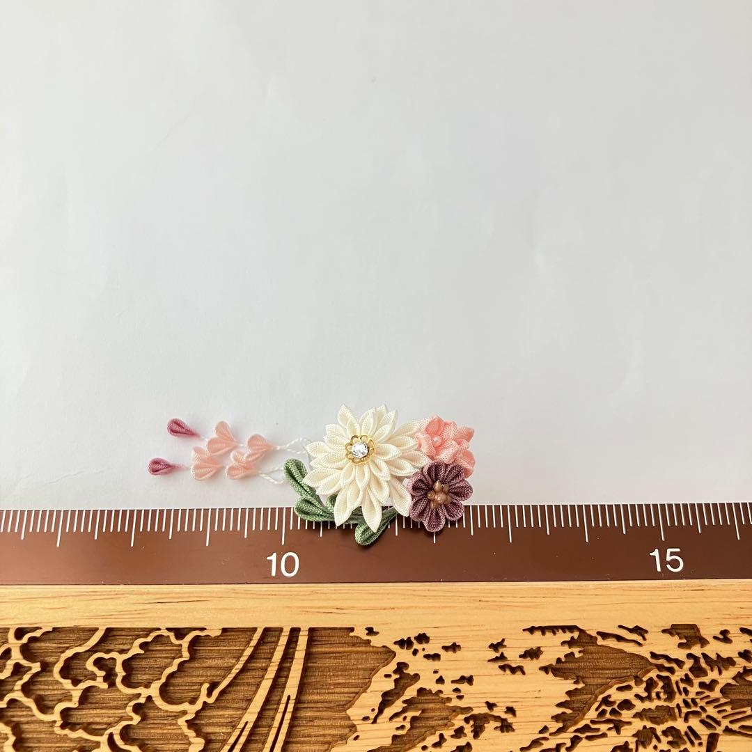 ドール用　ホワイト×ピンク和風かんざし 髪飾り　リカちゃん　振袖　着物