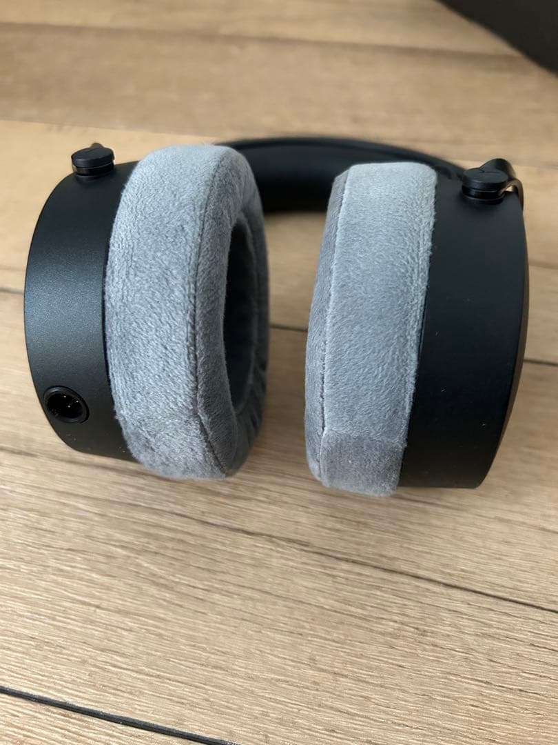 ヘッドホン beyerdynamic DT700PRO X