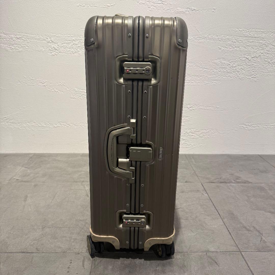 RIMOWA（リモワ）／TOPAS TITANIUM／シャンパンゴールド