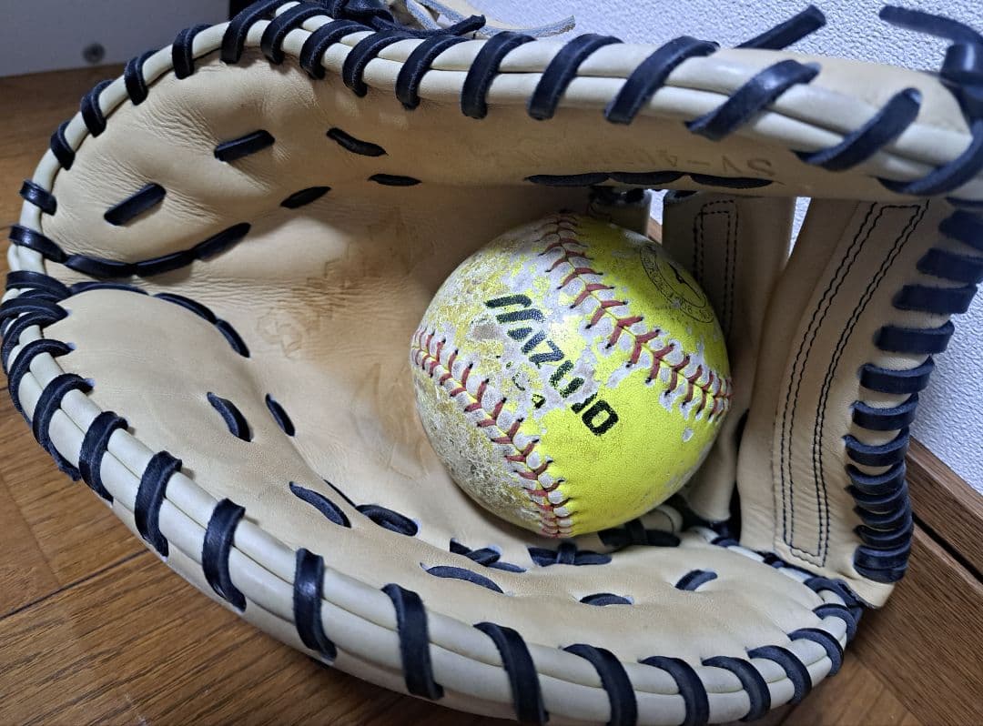 てるゆき　　軟式用ファーストミット