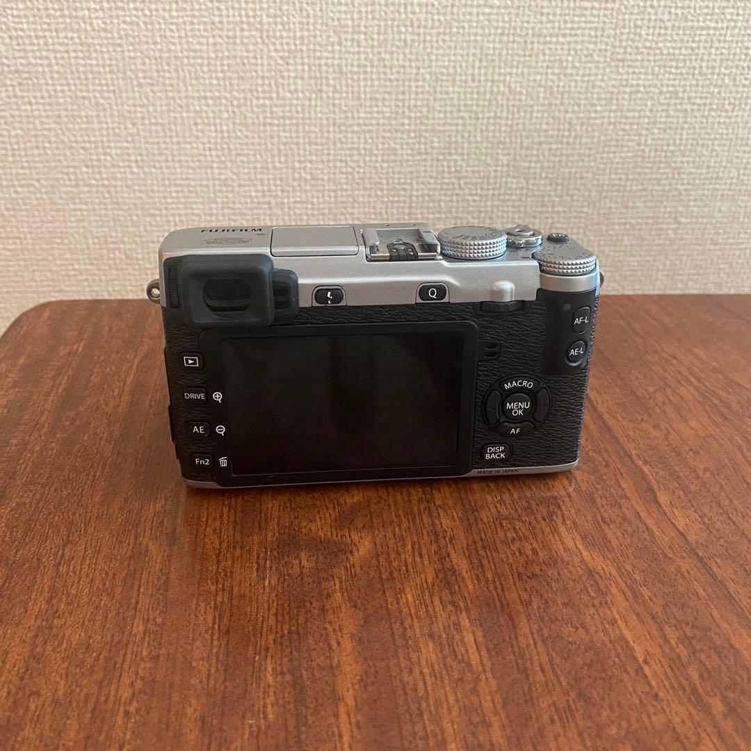 フジフイルム X-E2 ミラーレスカメラ、TTArtisan 25mm F2.0