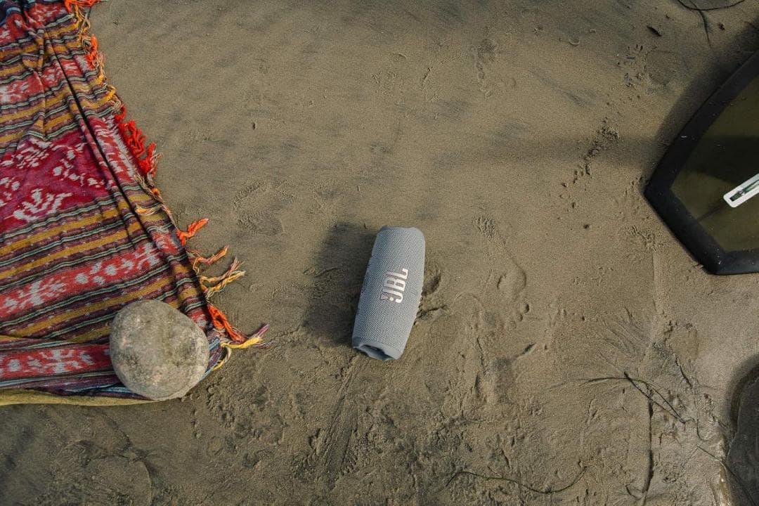 JBL Charge 5 グレー ワイヤレススピーカー【新品】