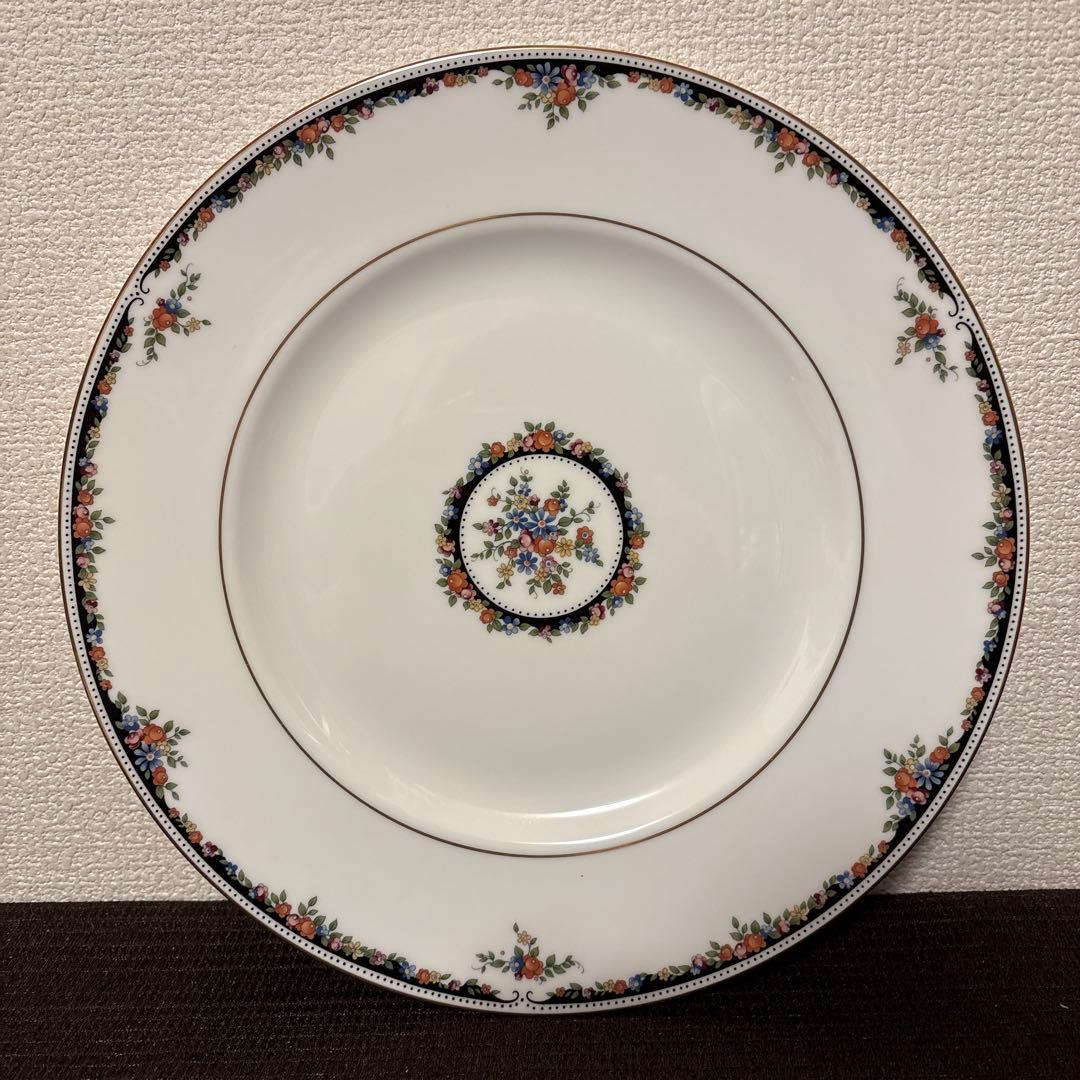 ウェッジウッド　オズボーン　ディナープレート　27.5cm