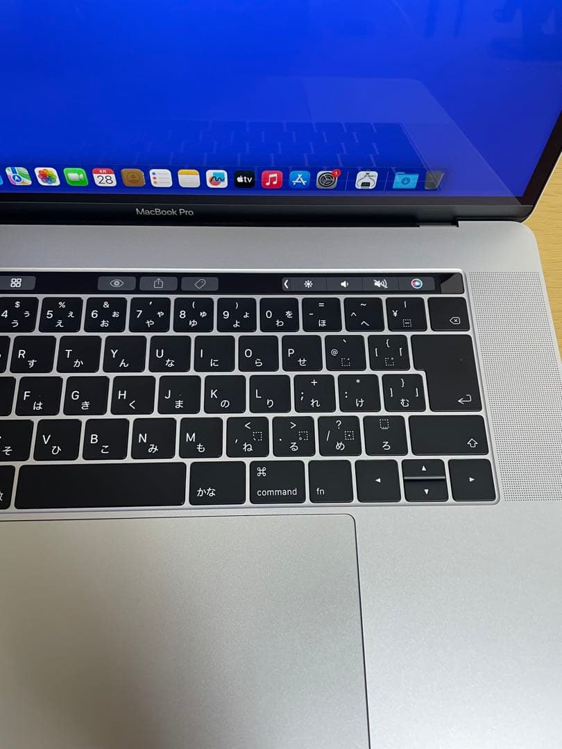 『美品』 MacBook Pro 15インチ 充電回数６回、99%大容量1TB