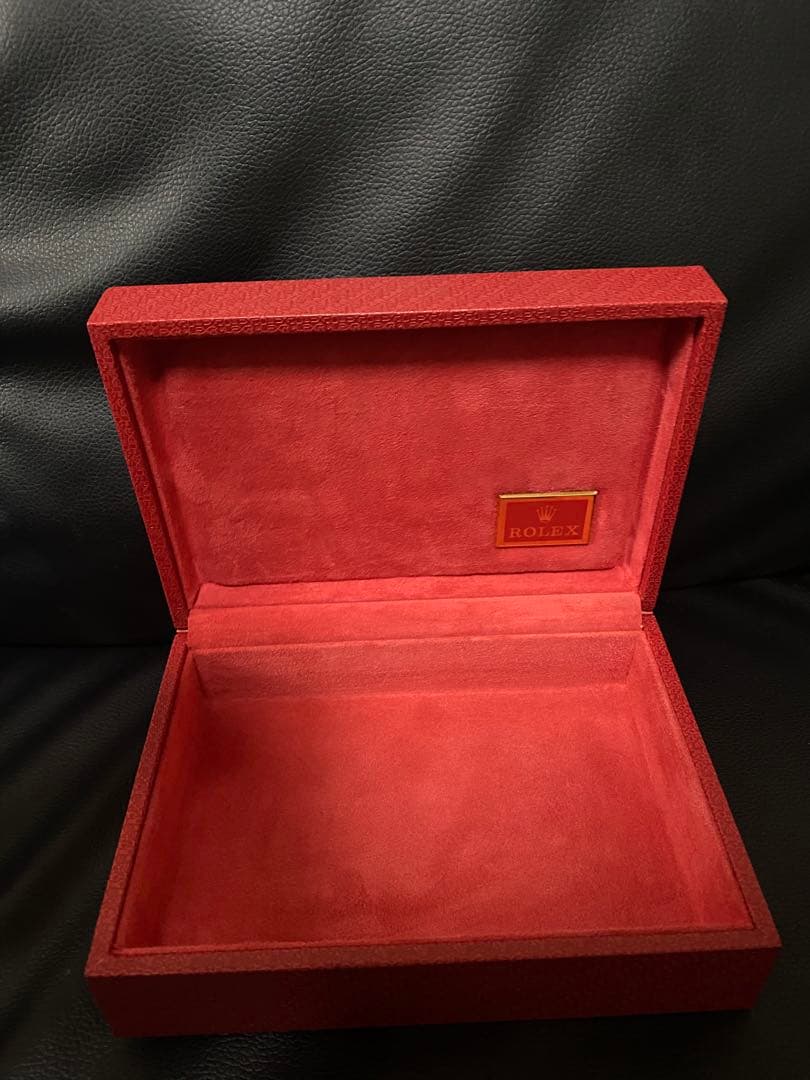 ロレックス オイスター パーペチュアル レディース デイト レッドボックス