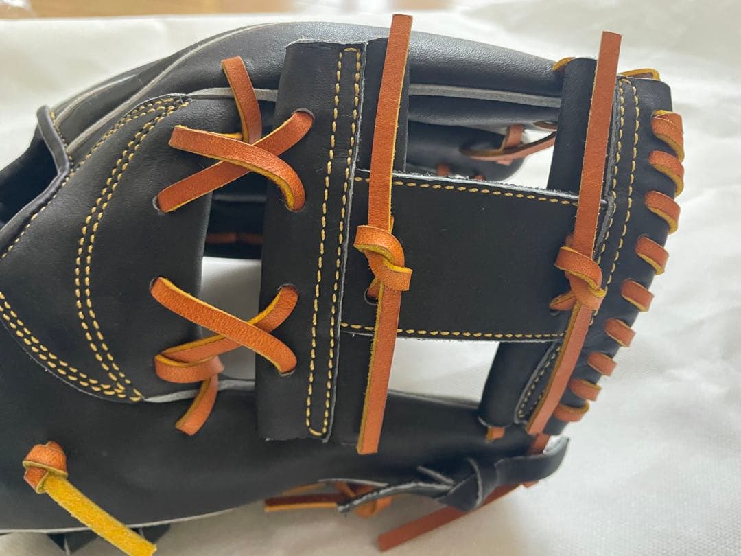 玉澤 TAMAZAWA 少年用軟式グラブ TG-J800と同型？右投用 ブラック