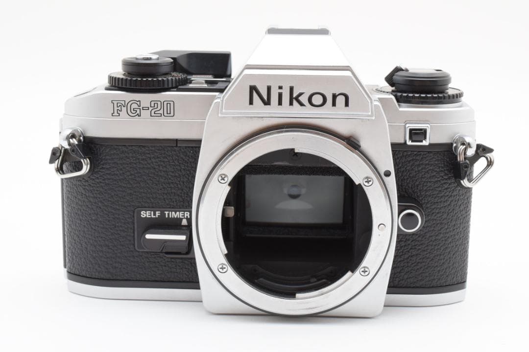 超美品　ニコン FG-20 シルバー フィルムカメラ モルト新品交換済 M117