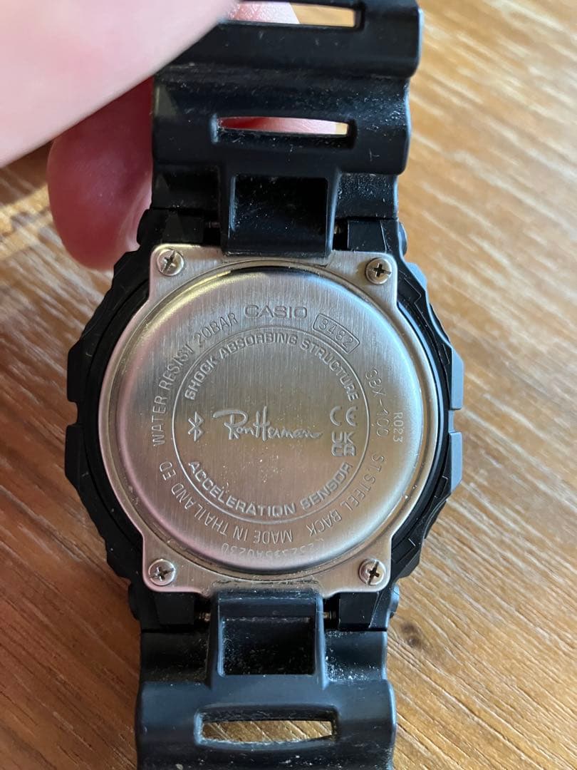 ロンハーマン別注　GBX-100 G-SHOCK ブラック 外箱　取説あり