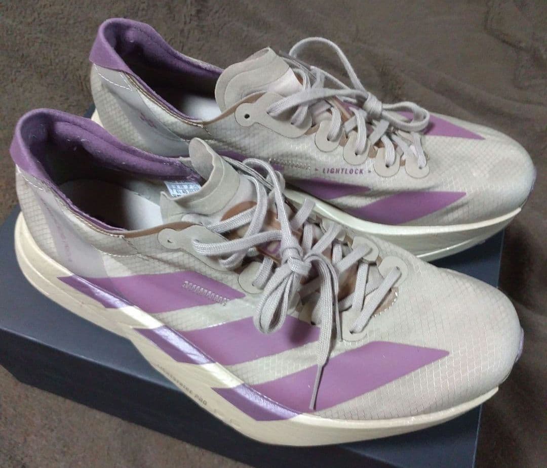 アディダス　アディオスプロ4M　25.0