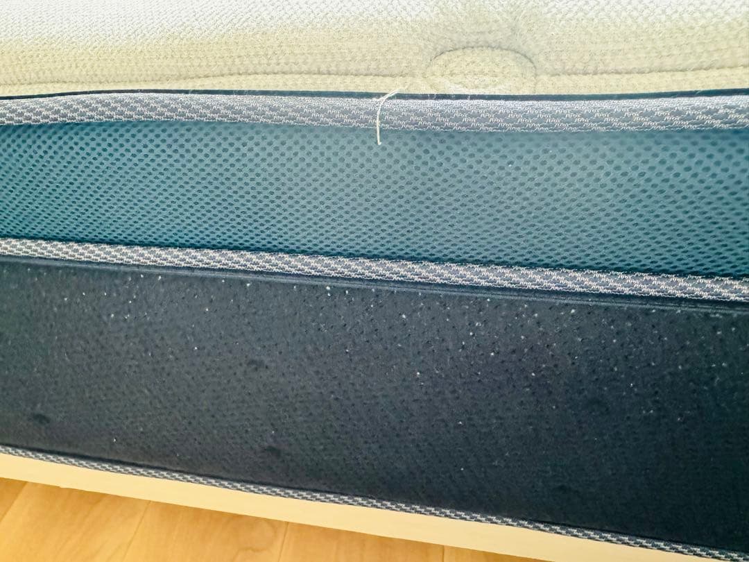 ニトリ ダブルベッドフレーム コンセントライト付き