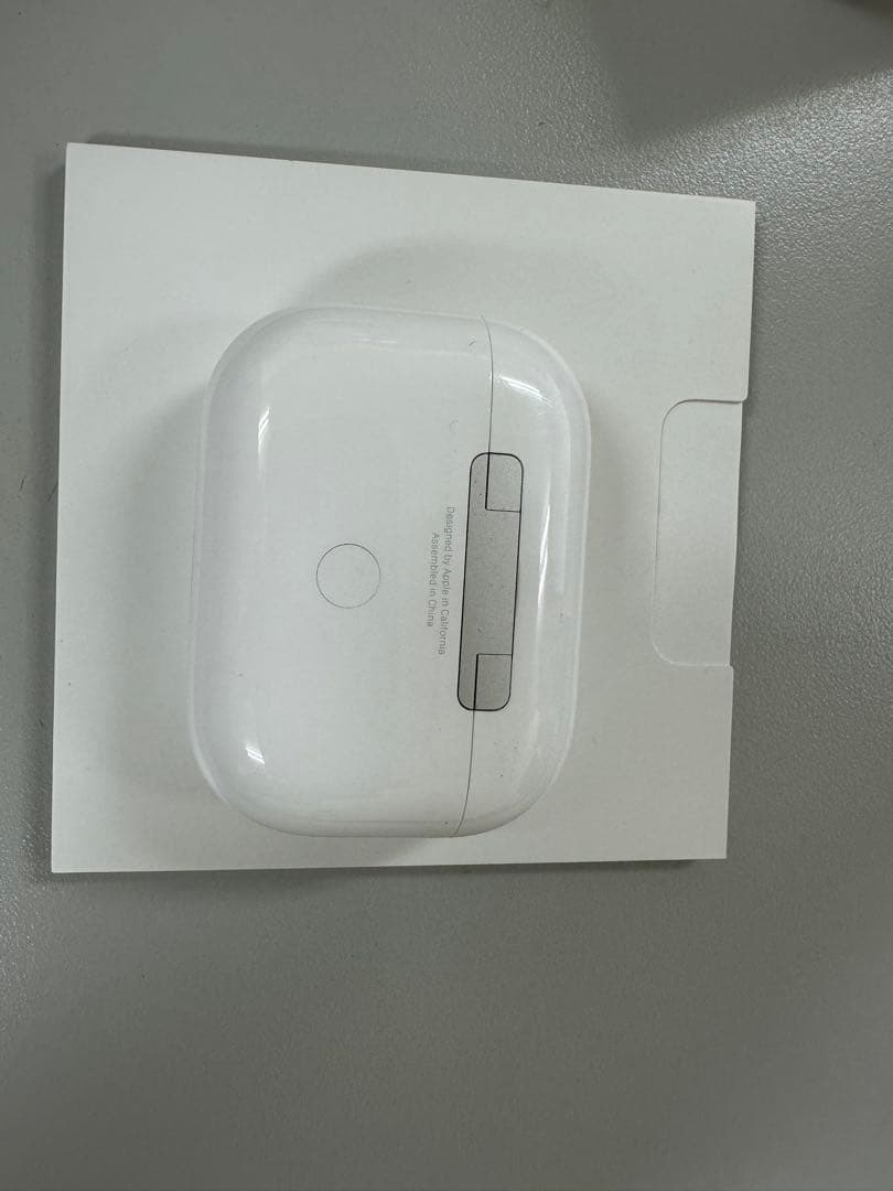 Apple AirPods Pro 第2世代 / Lightning ※訳あり