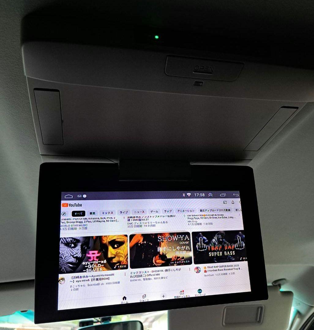 TOYOTA純正　フリップダウンモニター　11インチ