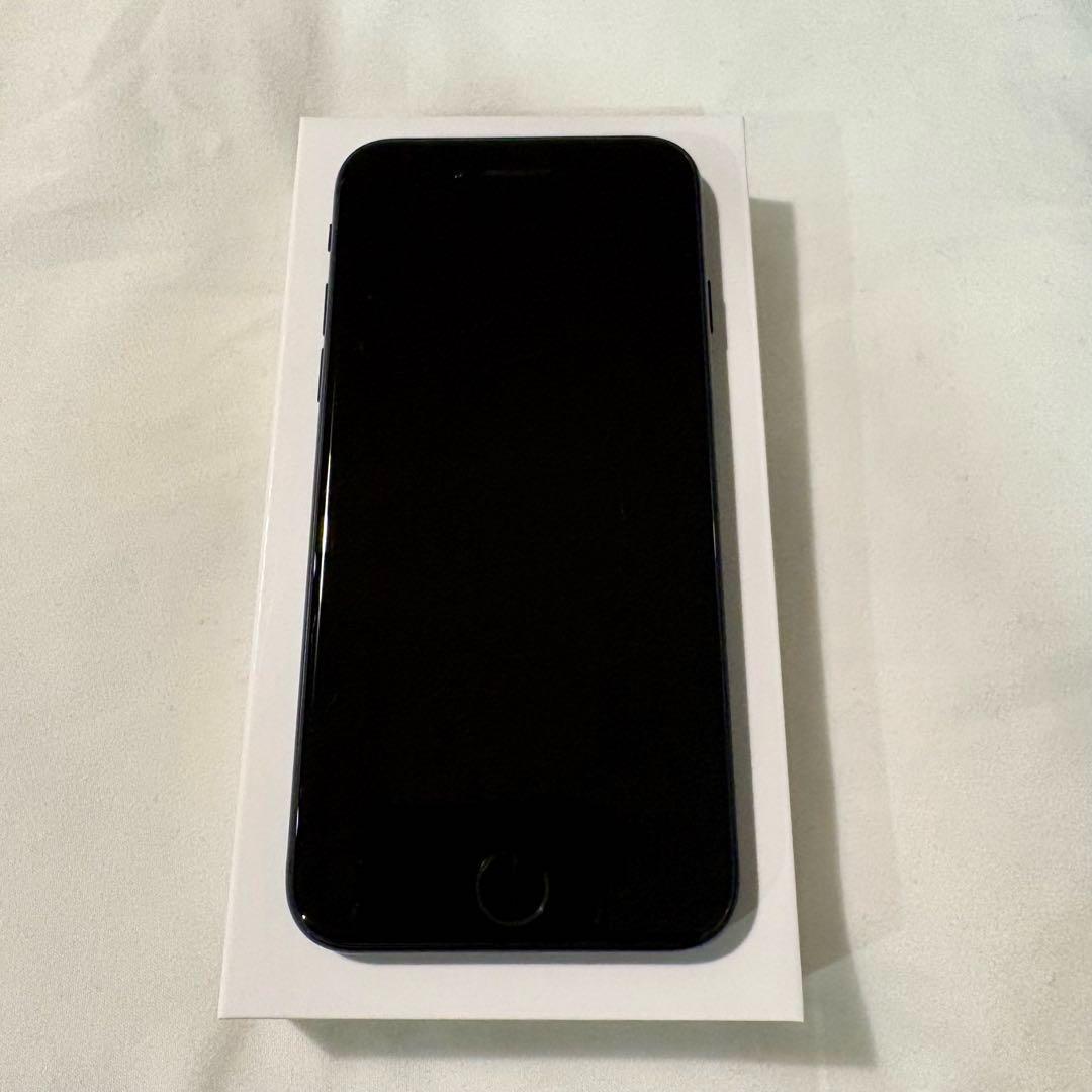 Apple iPhone SE (第2世代) 64GB ブラック