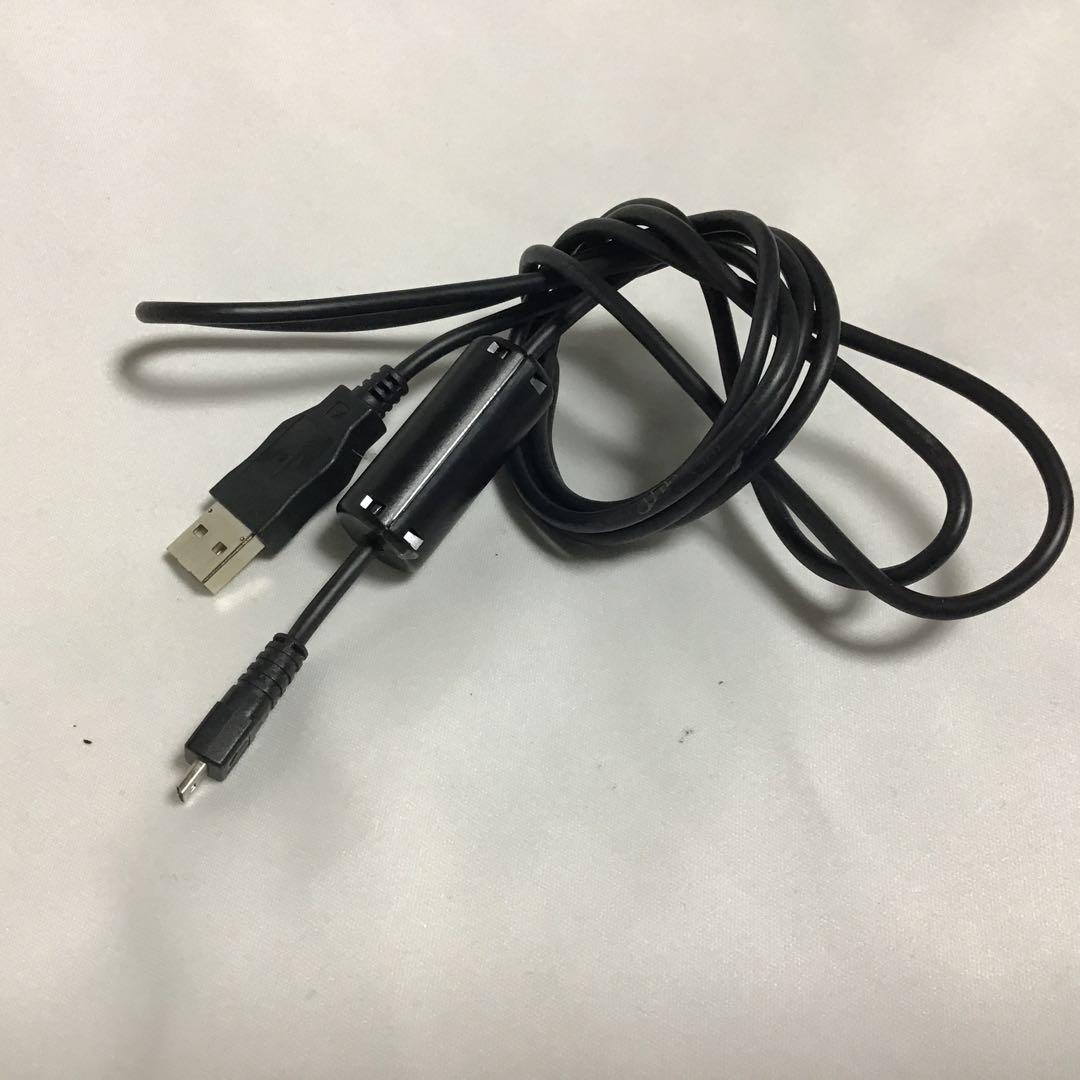 CASIOデジタルカメラ[数回の使用頻度] ケース(¥2000)＆三脚付属