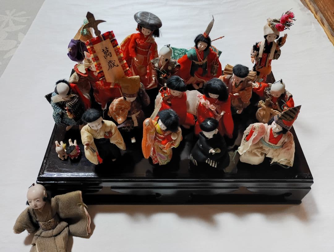 小さな市松人形達